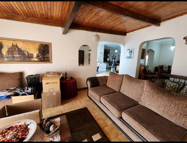 3 BEDROOM HOUSE FOR SALE IN THERESAPARK